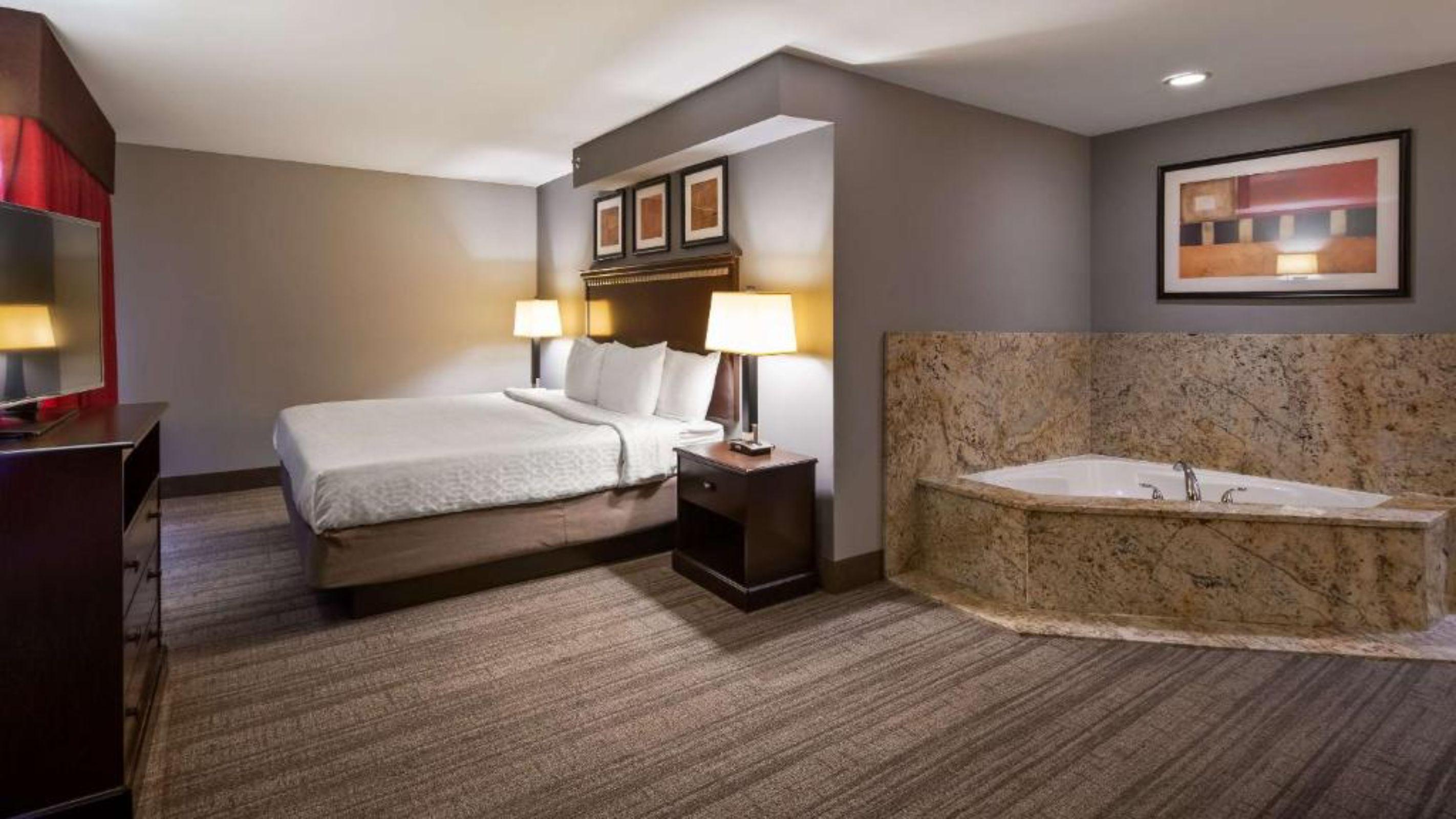 Best Western Plus South Holland Chicago Southland Exterior photo