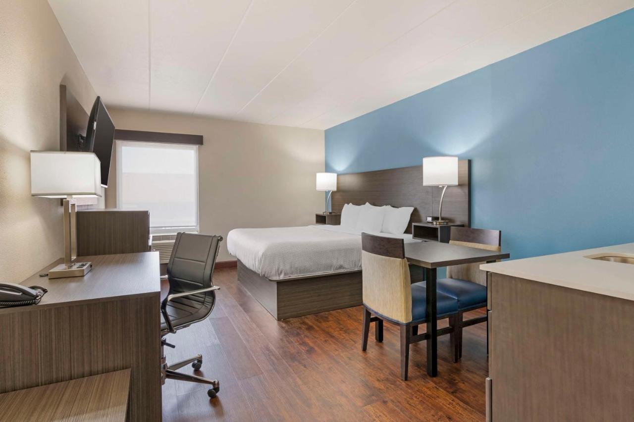 Best Western Plus South Holland Chicago Southland Exterior photo